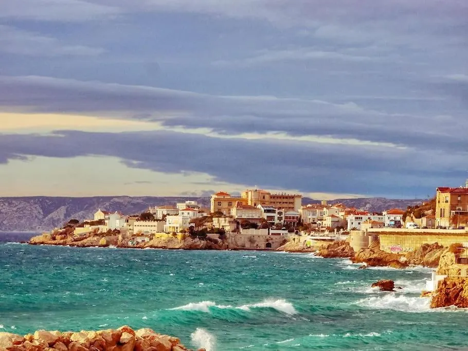 Appartement Studio Terrasse Bord De Mer - Entre Calanques Et Collines à Marseille