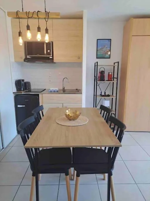Апартаменты Studio Terrasse Bord De Mer - Entre Calanques Et Collines Марсель Франция